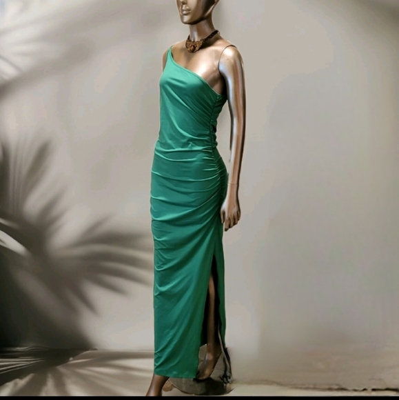 NWT Sexy Green One Shoulder Ruched Sides Split Thigh Maxi Dress Sz M - Picture 6 of 14
